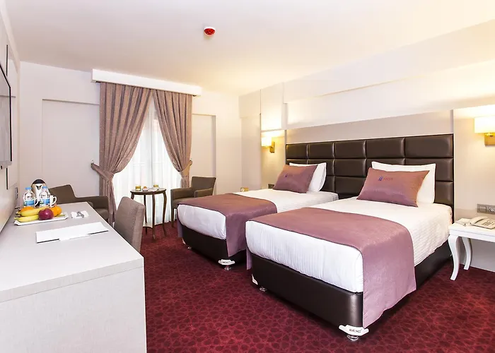 Perla Arya Hotel