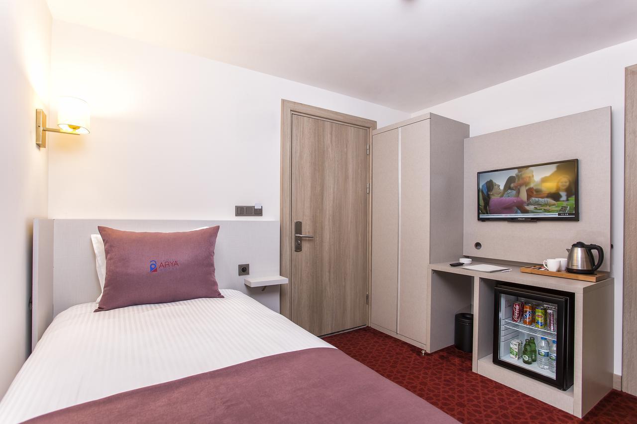 Hotel Perla Arya 2*