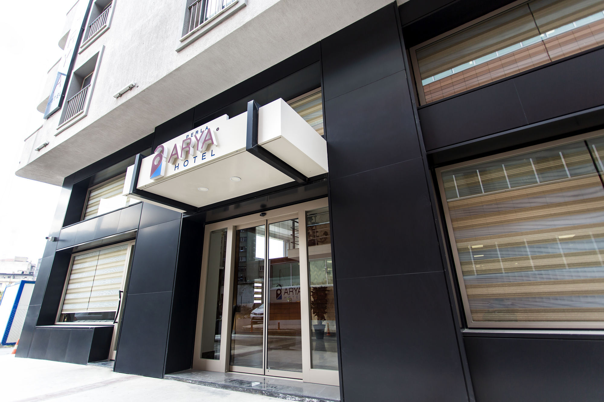 Hotel Perla Arya